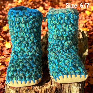 Crochet Slippers - Women’s Size 6/7 Mid Rise