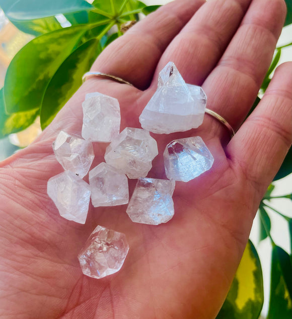 Apophylite Raw