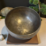Singing Bowl  Root Chakra - Note C Flower of Life